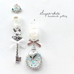 🩶 Silver color collection 〜for Alice. ✵ 不思議なポータルと兎の鍵の耳飾り   ピアス  イヤリング   不思議の国のアリス