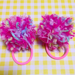 にがやか！どぴんくなポンポンヘアゴム