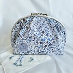 リバティ  オシャレ！ 使いやすい！ と評判の 化粧ポーチ(小)