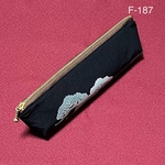 F-187正絹　留袖　着物リメイク　三角ペンケース