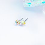 小さなキューブ◇サージカルステンレスピアス／樹脂イヤリング　クリスタルオーロラ  