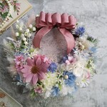 Jolie botanique＜aqua＞＊春リース＊フラワーリース母の日＊ハーフリース＊三日月リース＊春＊プリザーブドフラワー＊結婚祝い＊母の日リース＊母の日ギフト＊母の日＊通年リース