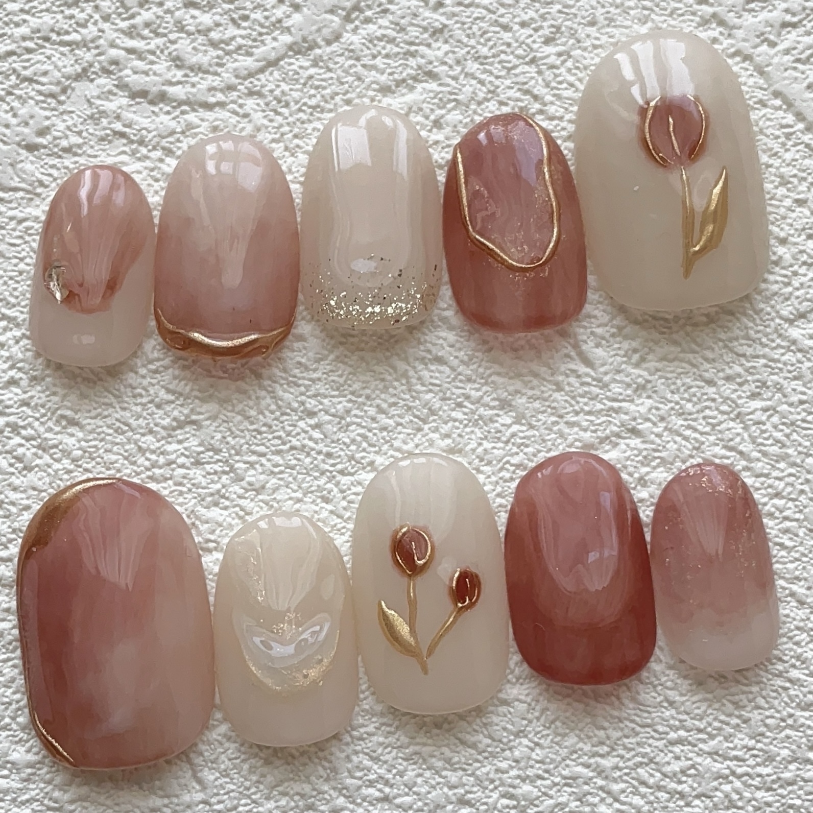 人気No.1🌷】上品チューリップのネイルチップ うるうる