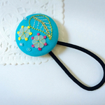 お花の刺繍ヘアゴム(くるみボタン)