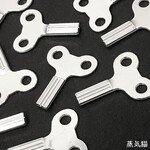 時計ぜんまいネジのチャーム シルバー 6個【スチームパンク 時計パーツ】