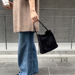 「荷物をポンポン放り込みたいあなたへ♡」長財布が横に入る本革ワンハンドルバッグ　スエード　ブラック