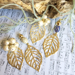 アンティークleaf ♡ イヤリングorピアス