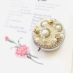 ピルケース　ビーズ刺繍