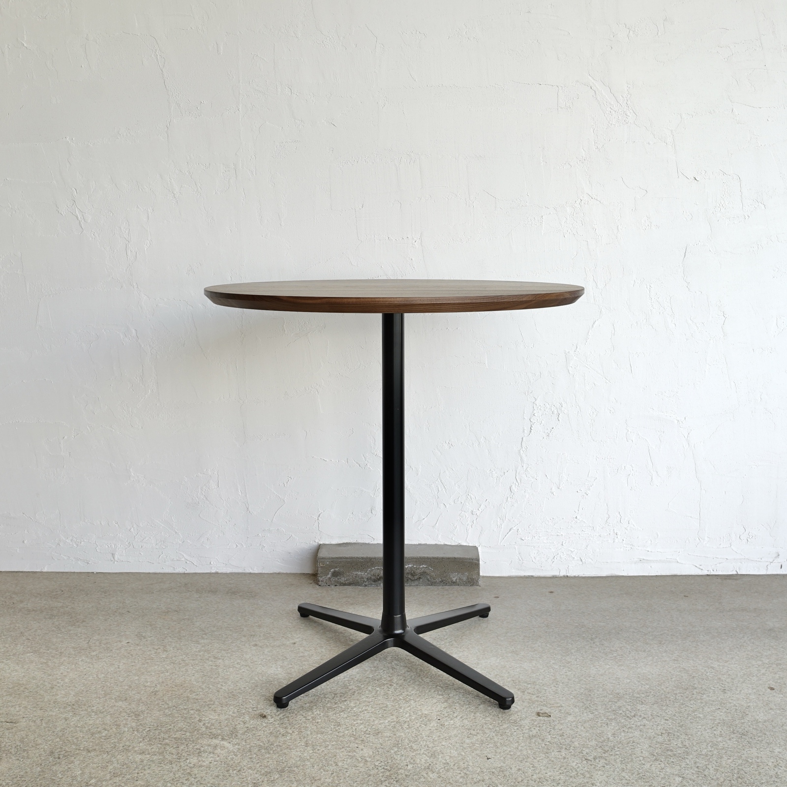 高さ自由指定】 直径70cm/ウォールナット無垢材/カフェテーブル/脚