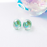 ミントグリーンのシャボン玉ピアス／イヤリング　樹脂ピアス　サージカルステンレスピアス