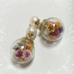訳あり格安！ かすみ草のドームピアス    ピンク系