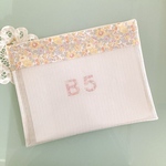 専用　リバティビニコのB5半クリアポーチ＊ベッツィ　縮小　B5L.A5L