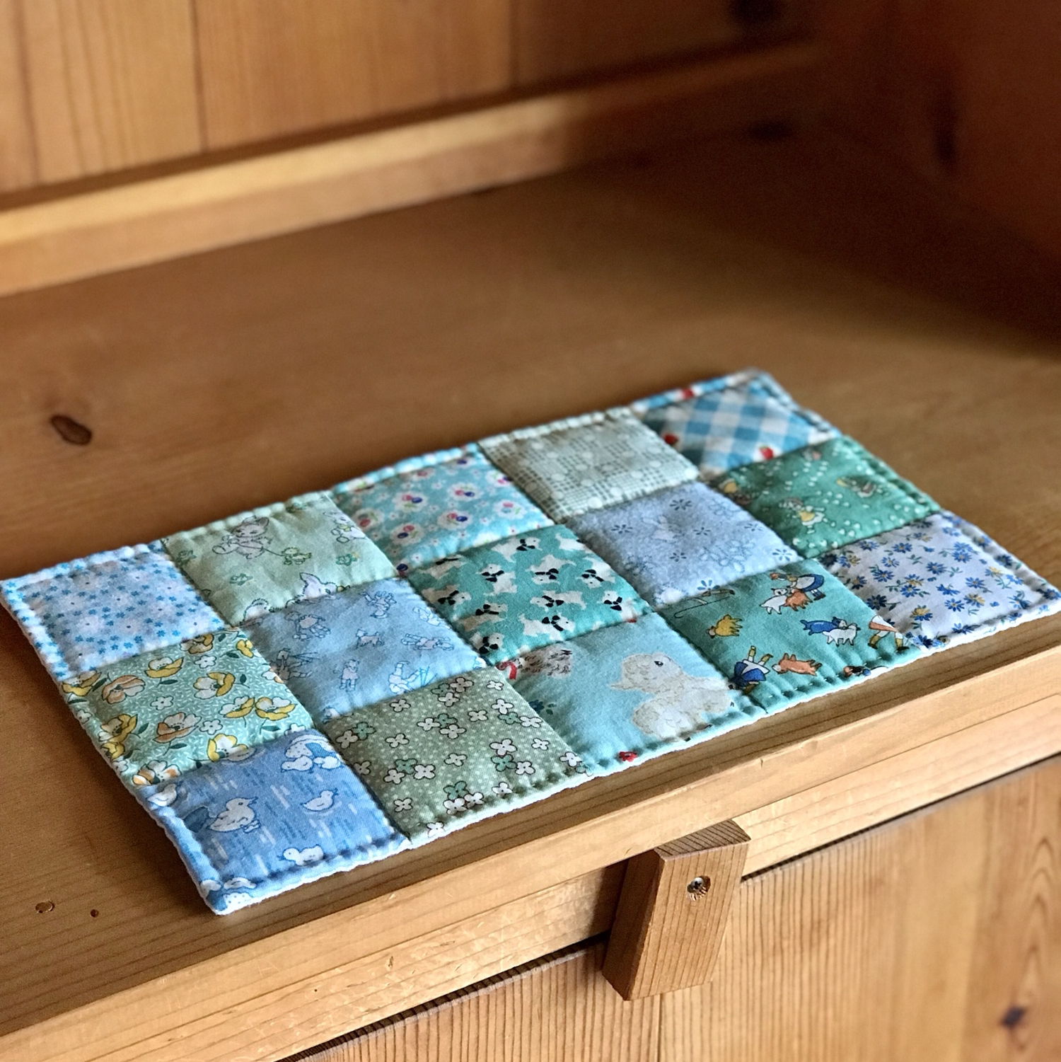 Handmade ❖ フィードサック の パッチワークキルト ハンドメイド パッチワークキルト キルティングジャケット