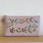森のやわらかい風　刺繍ポーチ