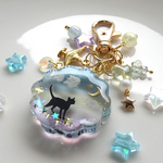 【四つ足たち猫】もくもく雲キーホルダー