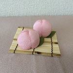 ちりめん細工:初夏の果物(桃2個)