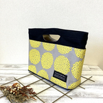 自立する　バッグインバッグ　flower yellow