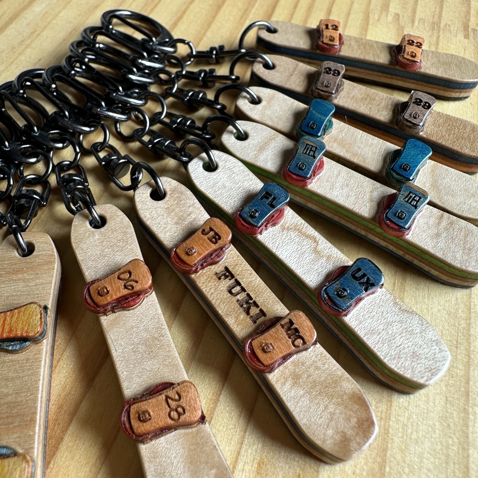 名入れスノーボード形キーホルダー○3D(立体)タイプ○SK8