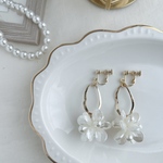 【再販♡】パールボール 変形リングピアス