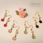 お花とパールのピアス(イヤリング変更可)