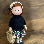 ドール服4点セット　ハイネックセーター　バラのスカート　ヘアバンド　カゴバッグ　マドレーヌちゃんサイズ