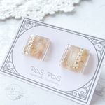 『GIFT BOX Ⅱ marble』レジンピアス/イヤリング(a)