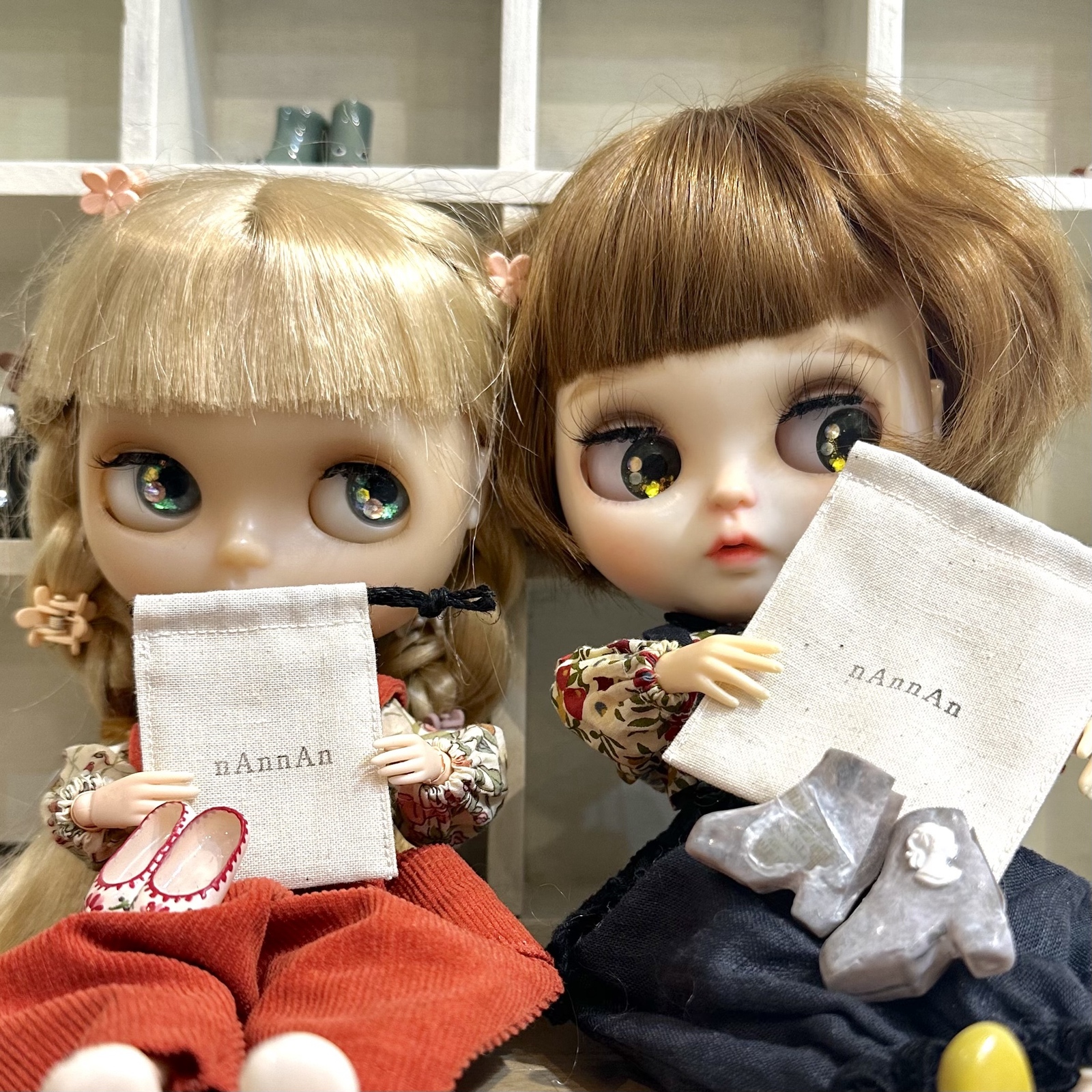 19【金リボン 赤シューズ 黒レース】リカちゃん ジェニー ブライス 靴 c6cbb0cfcf214922c4b6dc0b600e00