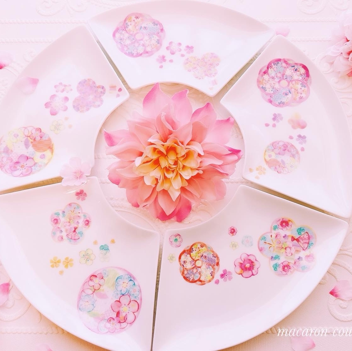 和花柄扇皿 華やか和食器 1皿〜 - macaron couture GALLERY | minne