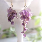 藤の花のアシンメトリー耳飾り