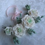つまみ細工髪飾【誓約の朝】正絹silk 白薔薇　かんざし　ユーピン　帯飾り　成人式　卒業式　結婚式　ヘッドドレス