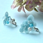 【雨露】紫陽花アナベル  イヤリング／ピアス　ヴィンテージビーズ  淡水パール　アシンメトリー   アレルギー対応金具