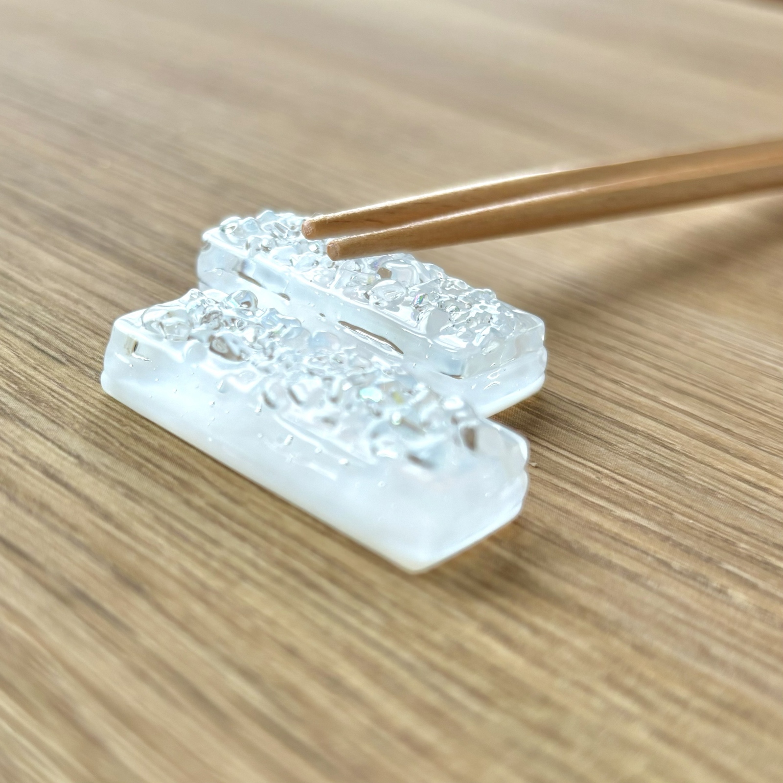 ラムネ色の泡入りガラスの小皿」お皿 ガラス工芸 食器 四角い皿