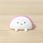 かまぼこちゃん　足あり