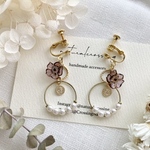 ドイツ製お花チャームのイヤリング/ピアス