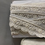 [実物のお色味と違う場合があります] インド刺繍リボン　花　インド刺繍　スパンコール　刺繍リボン　リボン　りぼん　※10月8日よりゆうパケットにて発送