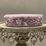 [1m] [実物のお色味と違う場合があります] インド刺繍リボン　花　インド刺繍　スパンコール　刺繍リボン　リボン　りぼん　※10月8日よりゆうパケットにて発送