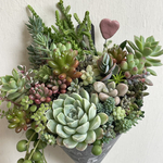 送料無料♡そのまま飾れる多肉寄せ植え♡ハートのピックおまけ付き