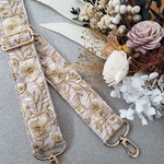 【再販】ショルダーストラップ　インド刺繍リボン　スマホストラップ　ピンクベージュ