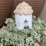 ミニチュアハウス　2個　寄せ植えやオブジェに