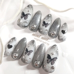 NEW🖤　ちゅるん　バタフライネイル　ネイルチップ　韓国ネイル　マグネットネイル