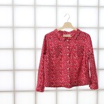 リバティ【Liberty】一枚で決まる美ブラウス（レッド）