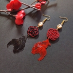 【和風】梅結びと金魚のピアス(イヤリング)（色オーダー可）【サブカル】【着物】【和ゴスロリ】【浴衣】【袴】【和服】【卒業式】【成人式】