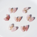 桜貝による蝶のブローチ　～胡蝶の夢