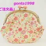 「upimaru様のご注文品」☆気持ち華やぐがま口ポーチ☆(中)(口金12.5センチ)（花柄）