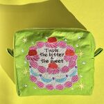 ヴィンテージケーキ刺繍のミニスクエアポーチ