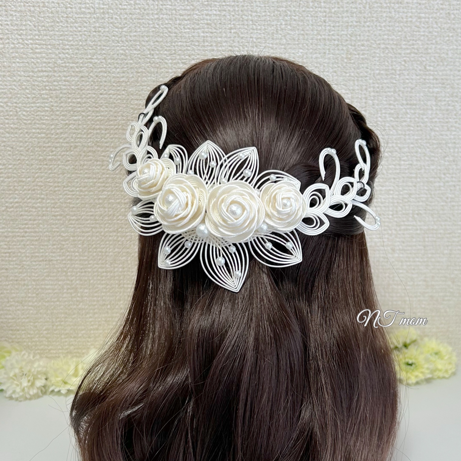 結婚式成人式卒業式・水引髪飾り・四つ薔薇・ホワイト