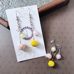飴玉ビーズと水引（桜・黄）アシンメトリーのピアス　イヤリング   和風　和