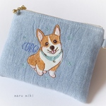 おすわりコーギー　刺繍ぺたんこミニポーチ