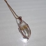 女神巻き®︎小さな乙女水晶《山梨県乙女鉱山》のペンダントトップ