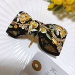 インド刺繍リボンのポニーフック　ミモザ　✾結んだ髪に差し込むだけで完成